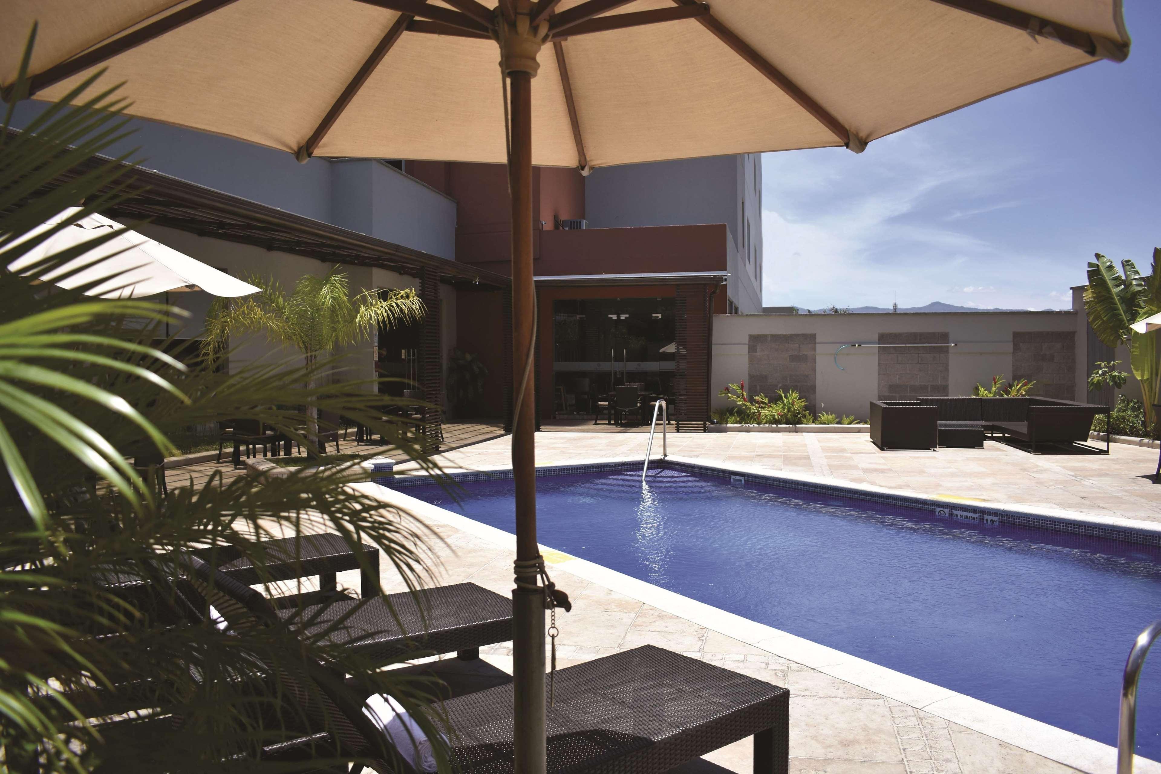 La Quinta By Wyndham Tegucigalpa Hotel Exterior photo