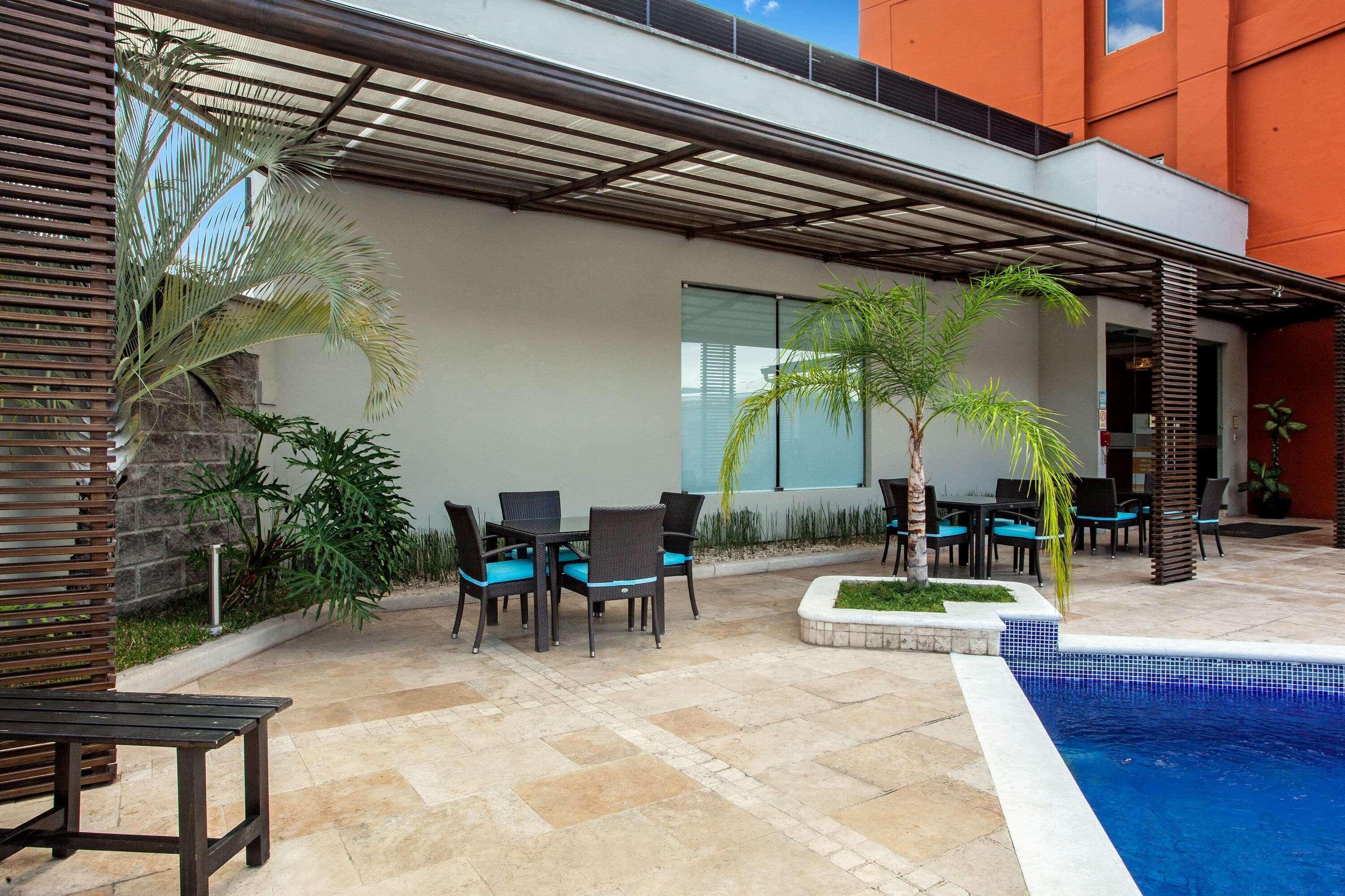 La Quinta By Wyndham Tegucigalpa Hotel Exterior photo